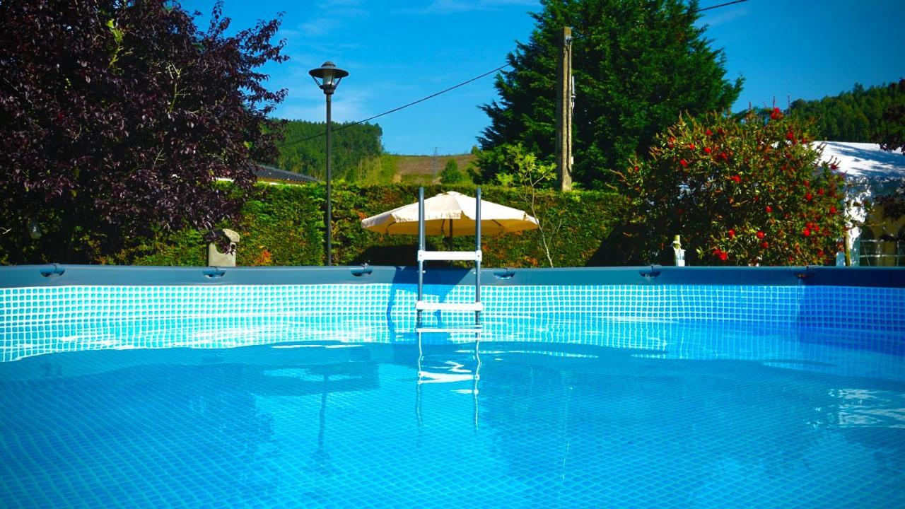 Casa Madrazo Con Piscina Y Parrillas Praves Exteriör bild