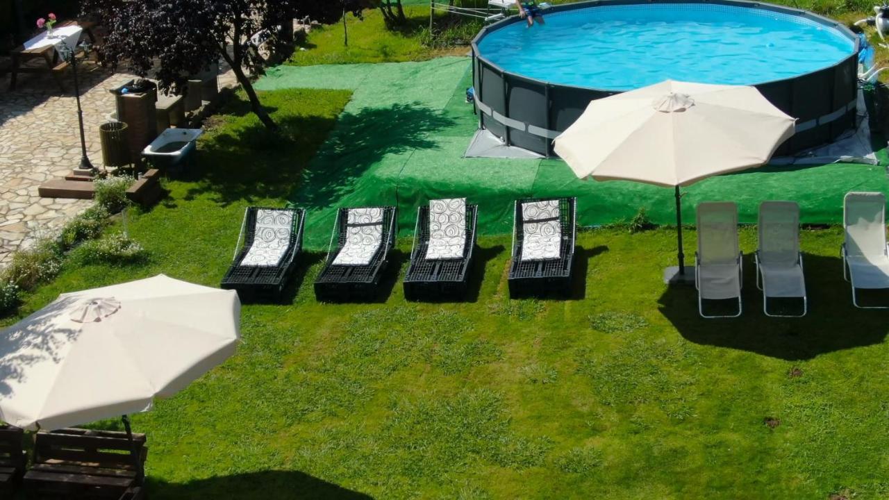 Casa Madrazo Con Piscina Y Parrillas Praves Exteriör bild