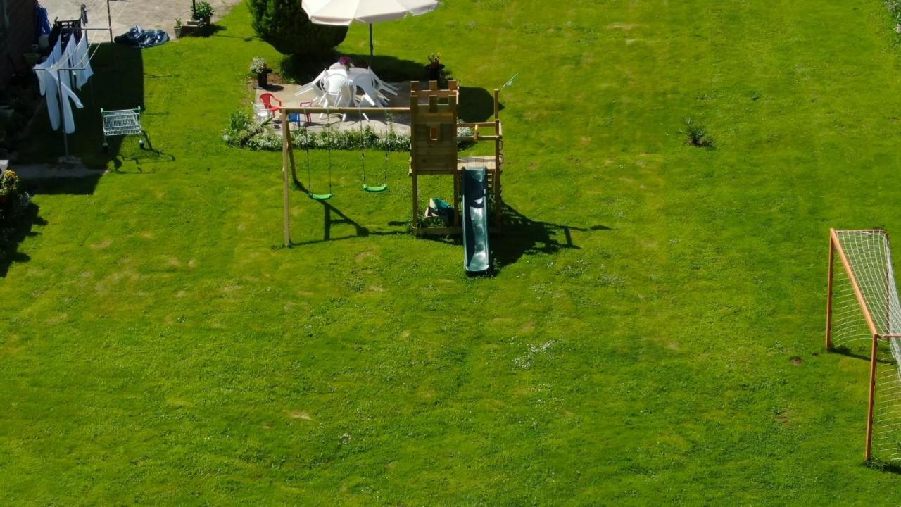 Casa Madrazo Con Piscina Y Parrillas Praves Exteriör bild