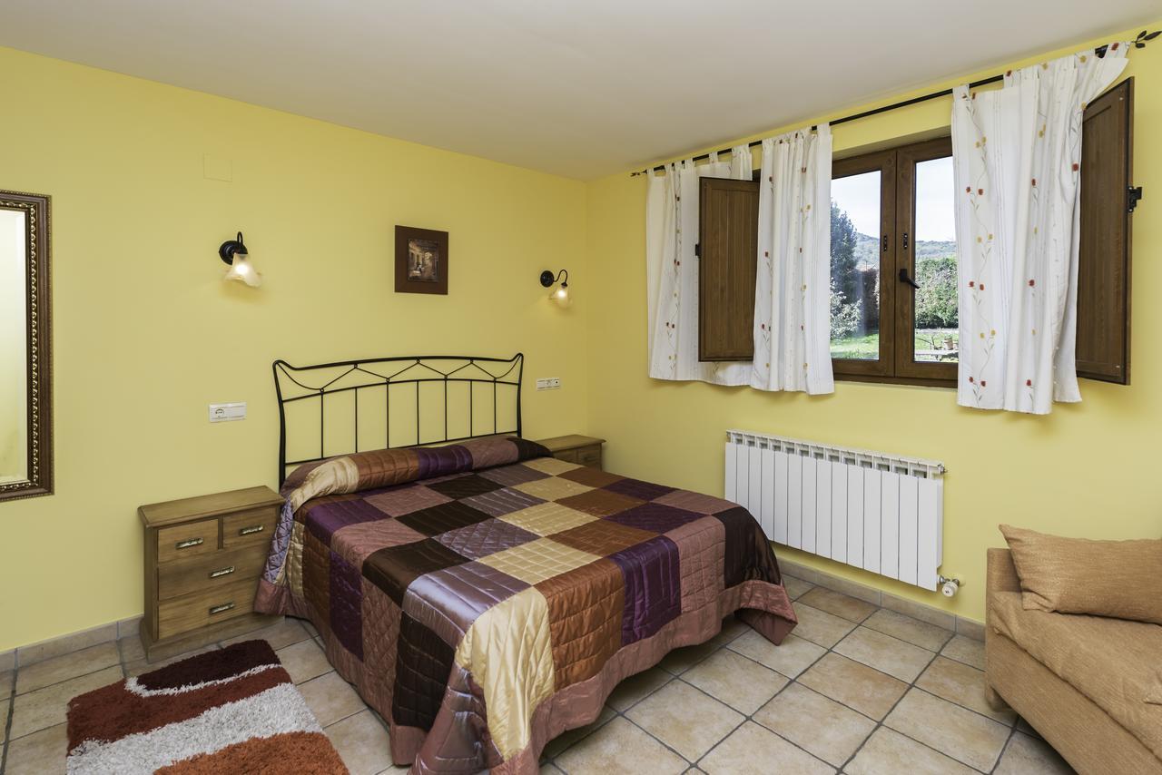 Casa Madrazo Con Piscina Y Parrillas Praves Exteriör bild