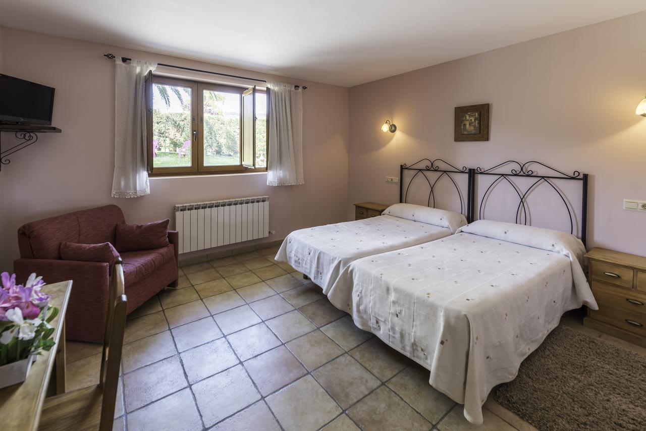 Casa Madrazo Con Piscina Y Parrillas Praves Exteriör bild