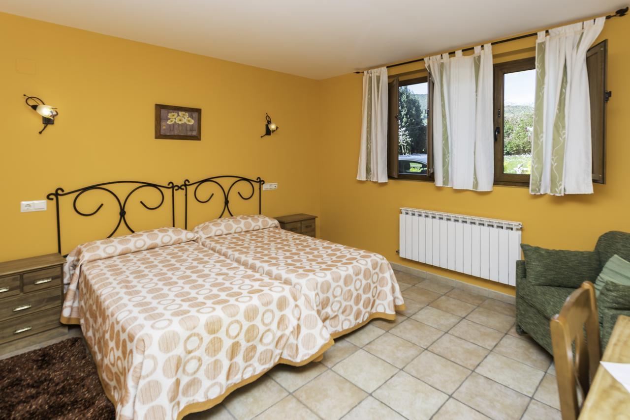 Casa Madrazo Con Piscina Y Parrillas Praves Exteriör bild